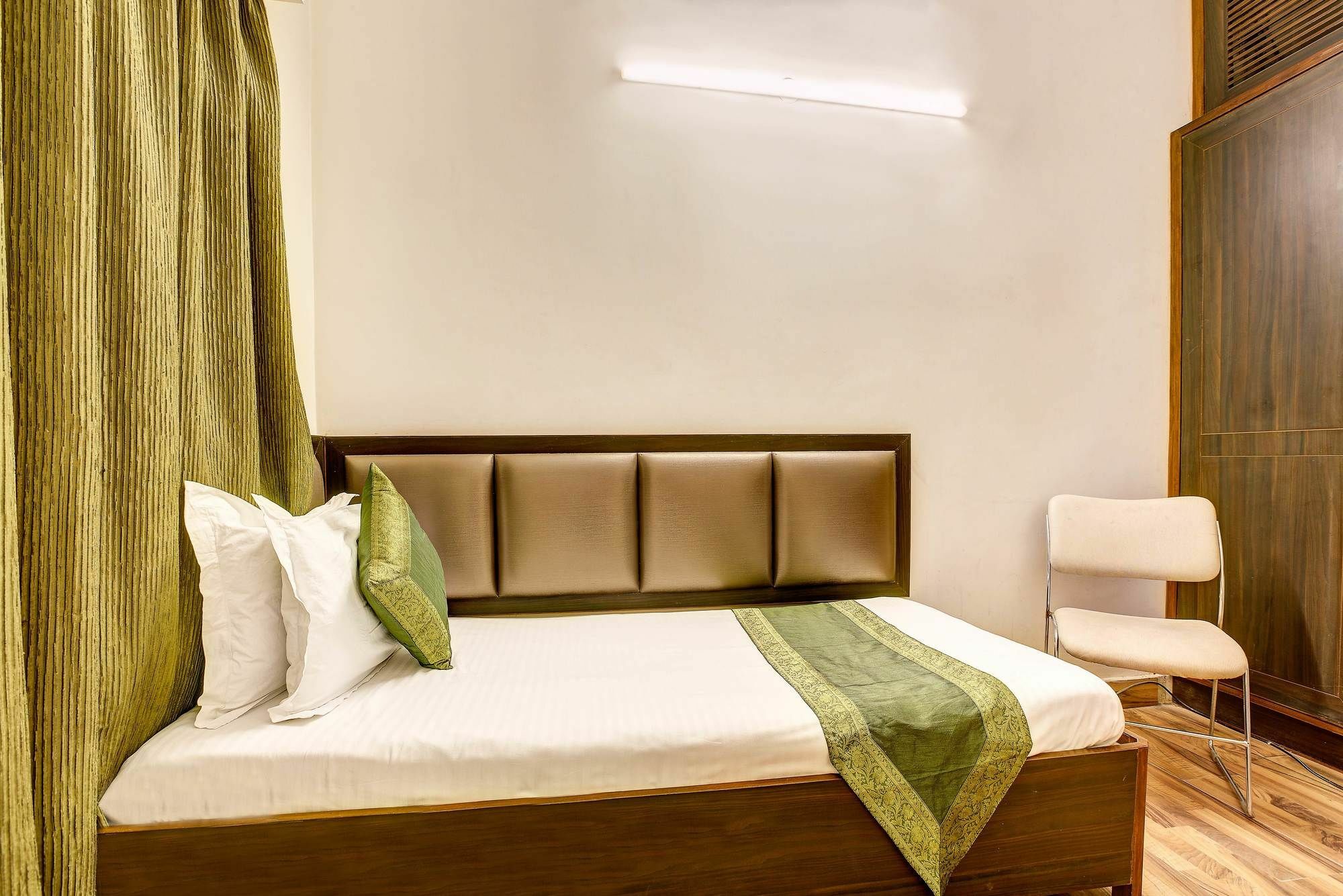 Treebo C T International Hotel Delhi  Exterior photo